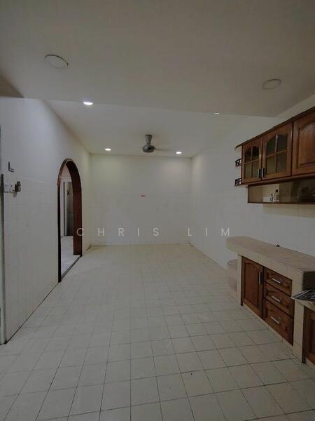 For Rent - Jalan Sri Petaling 16