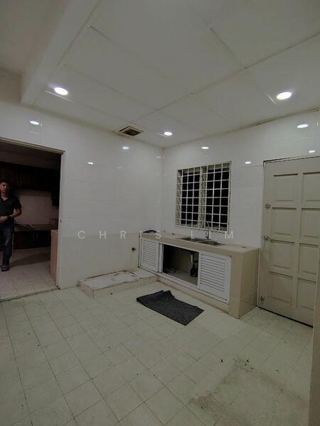 For Rent - Jalan Sri Petaling 16