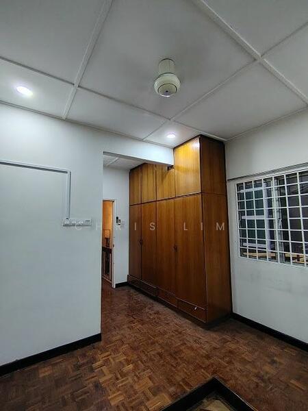 For Rent - Jalan Sri Petaling 16