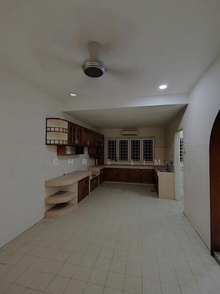 For Rent - Jalan Sri Petaling 16