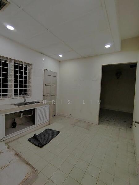 For Rent - Jalan Sri Petaling 16