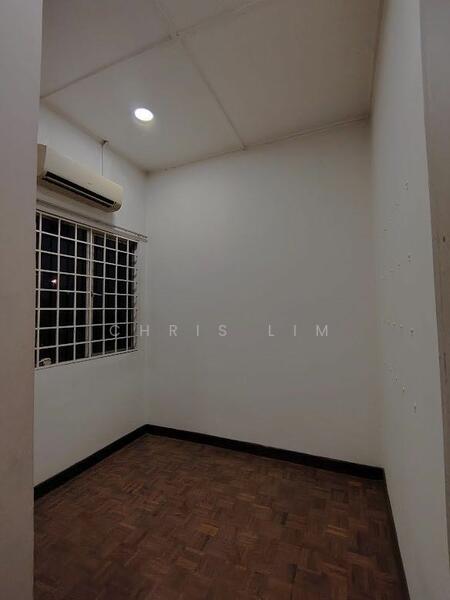 For Rent - Jalan Sri Petaling 16