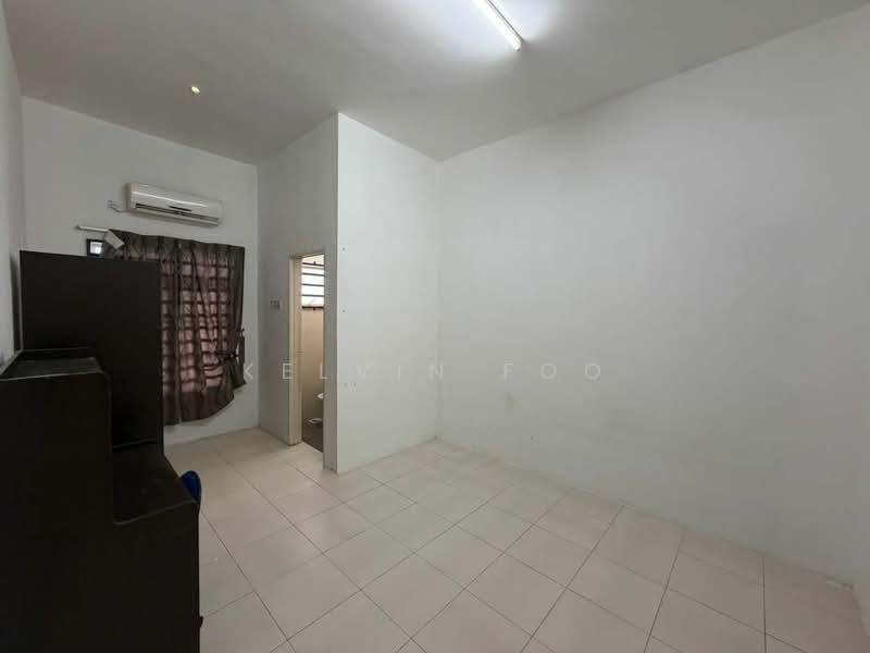 1-storey Terraced House for Sale in Kampar Putra (Kampar) - Kelvin Foo - PropertyGuru.com.my