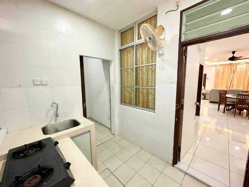 For Rent - Eco Botanic