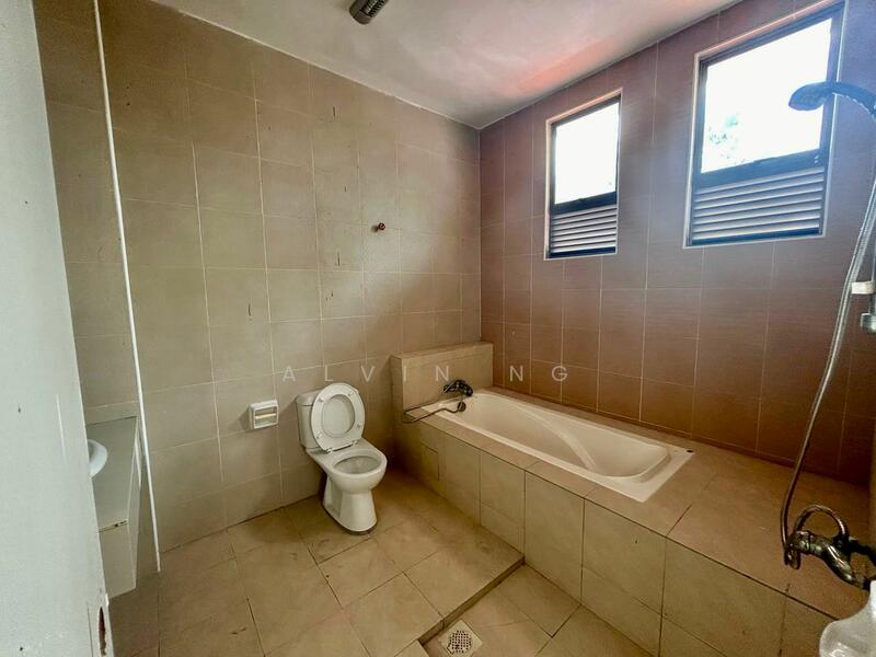 For Sale - Desa Tebrau 2.5 Storey Semi D Terrace G&G