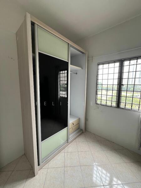 For Rent - Bayu Puteri