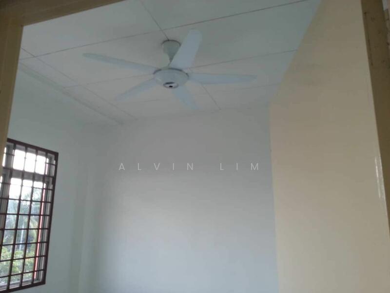 For Rent - Taman Ehsan Jaya