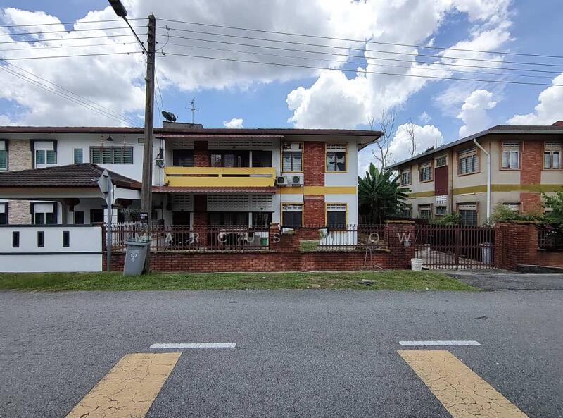 Untuk Dijual - Taman Rahang