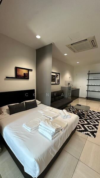 Untuk Disewa - The Octagon