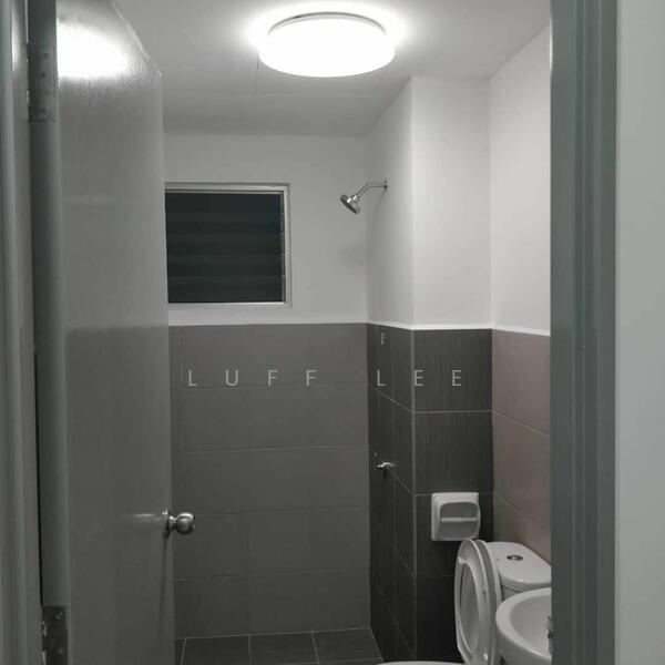 For Rent - Suria Pantai