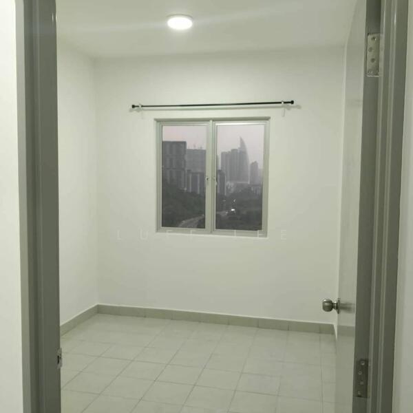 For Rent - Suria Pantai