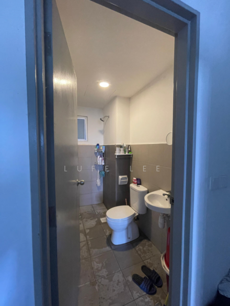 For Rent - Suria Pantai