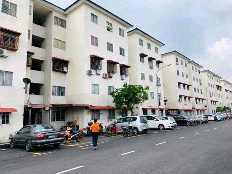For Sale - Puchong Utama Court 1