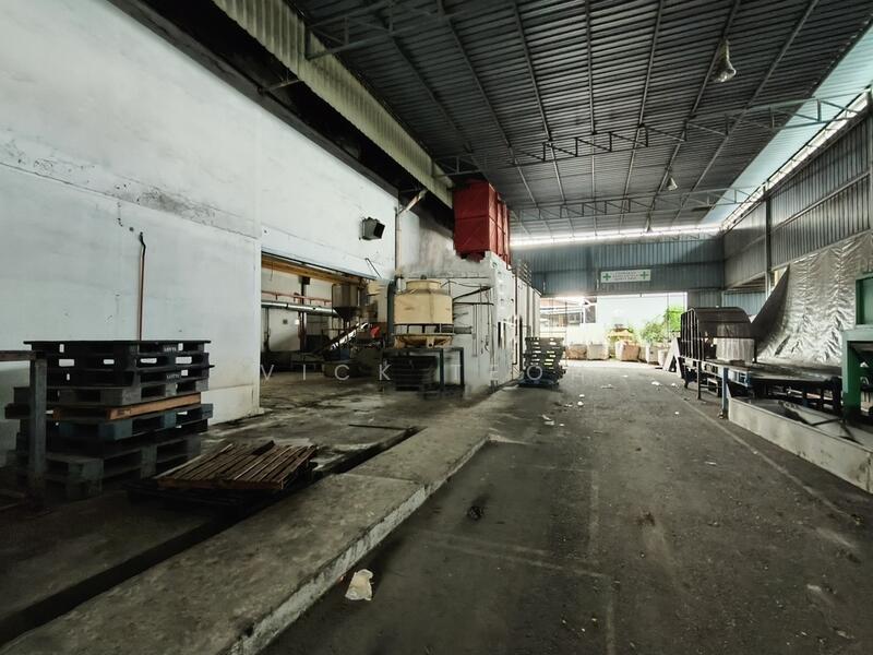 For Sale - 1.5 Storey Detached Factory Warehouse Simpang Ampat Kawasan Iks Tasek