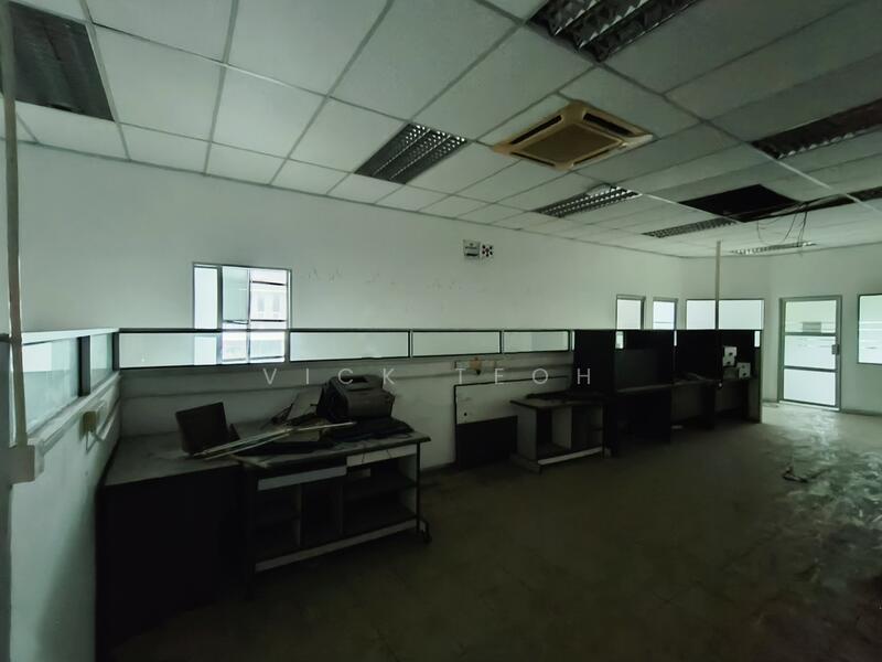 For Sale - 1.5 Storey Detached Factory Warehouse Simpang Ampat Kawasan Iks Tasek