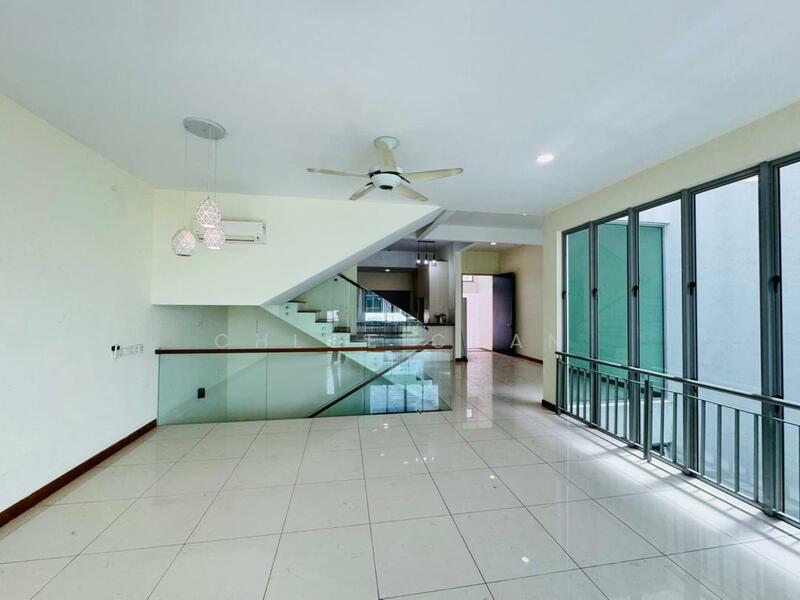 For Sale - Schumann, Symphony Hills