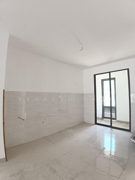 For Sale - Country Garden Central Park