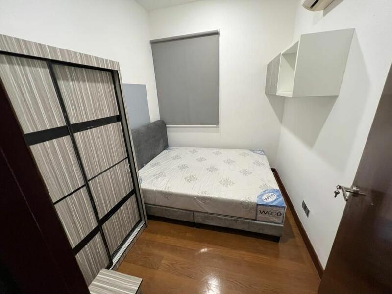 For Sale - Paragon Residences @ Straits View