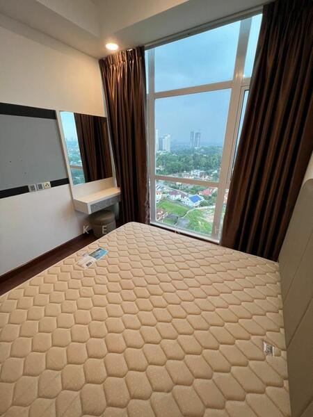 For Sale - Paragon Residences @ Straits View