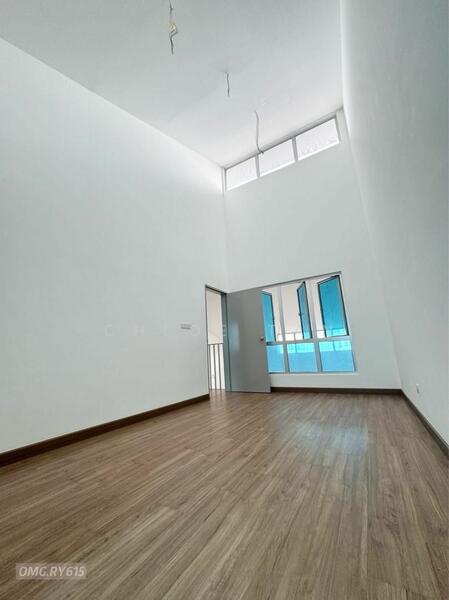Untuk Dijual - 1.5-storey Terraced House at Kota Bayuemas