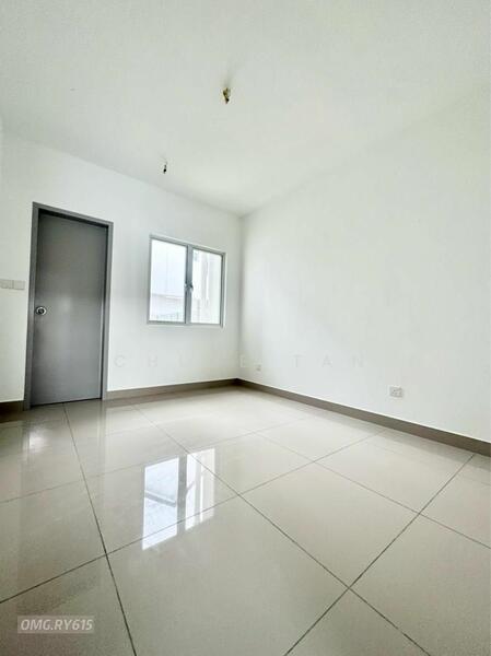 Untuk Dijual - 1.5-storey Terraced House at Kota Bayuemas