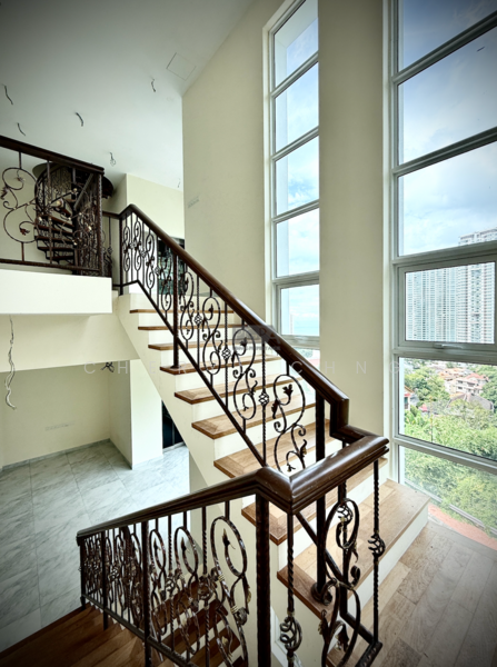 For Sale - Bungalow at Pearl Hill