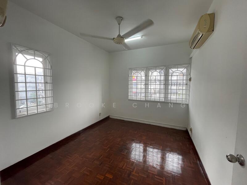 For Rent - Baiduri