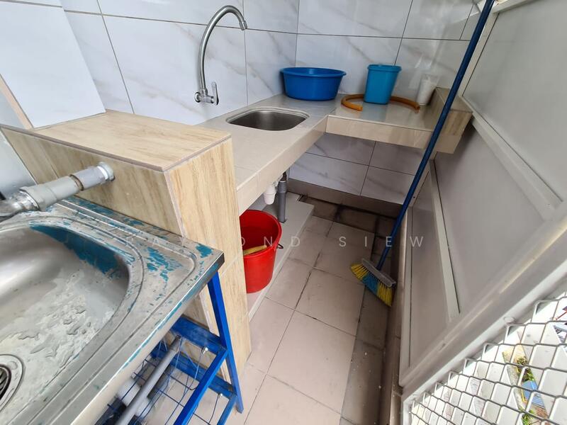 Untuk Dijual - Menara Rajawali