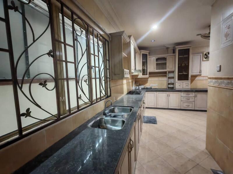 For Sale - Impian Emas/ 2 Storey Semi D House/ For Sale
