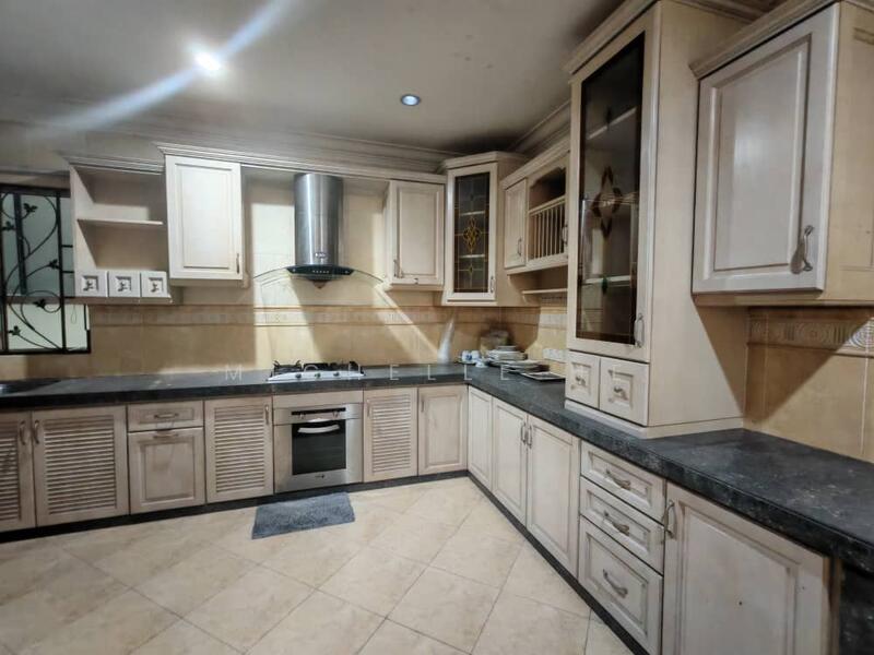 For Sale - Impian Emas/ 2 Storey Semi D House/ For Sale