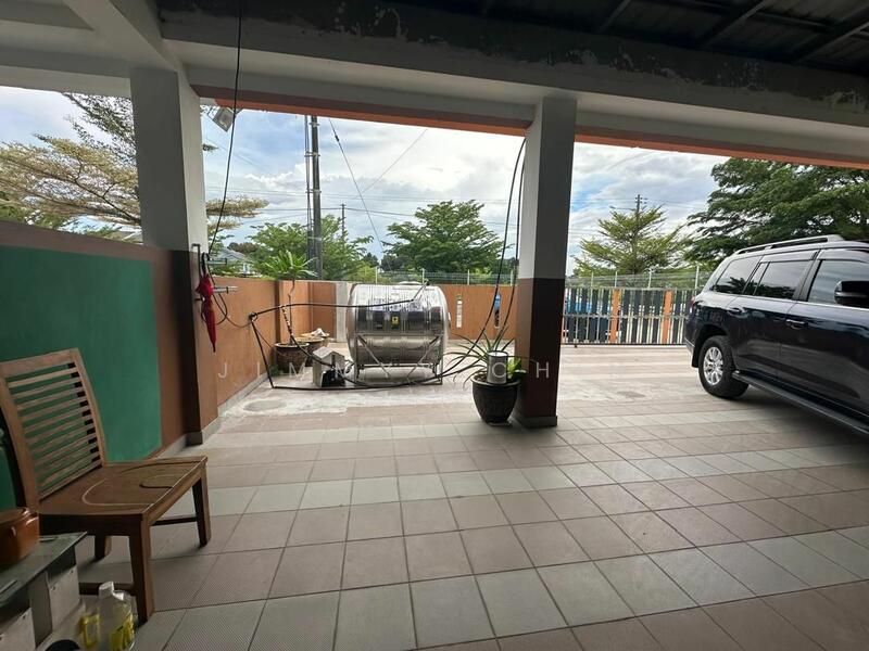 For Sale - Uni Central