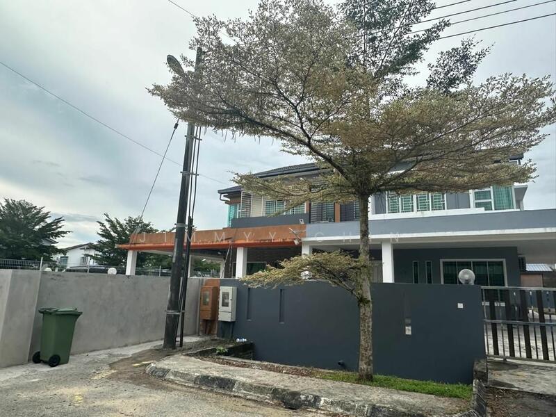For Sale - Uni Central