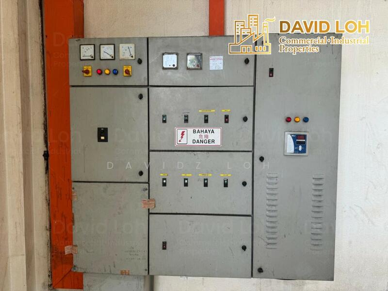 For Rent - Diamond Valley 1.5 Storey Light Industrial Factory