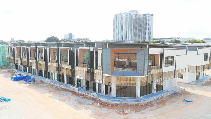 For Rent - Bukit Indah Double Storey Shoplot @ Indah Prime 2 Corner Lot