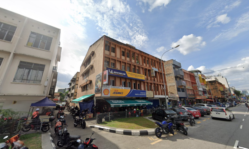 Untuk Disewa - Jalan Sentul Corner 3 Storey Shop, 40x65, BU 7800sqft, Extended with Approval