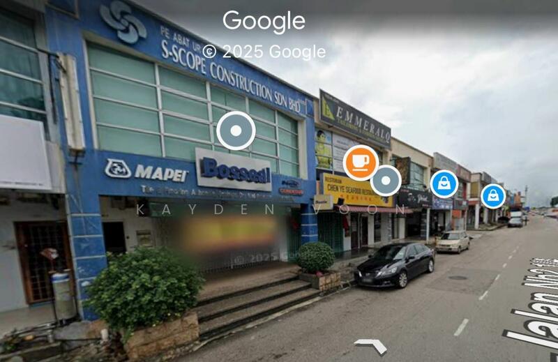 Untuk Disewa - Nusa bestari 3 storey Shoplot Ground floor