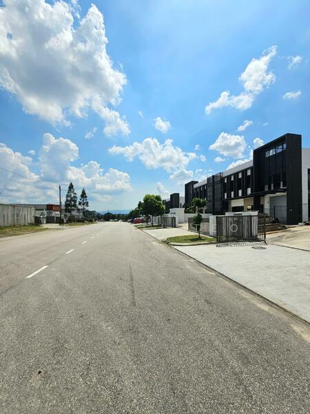 For Rent - Eco Business Park 1