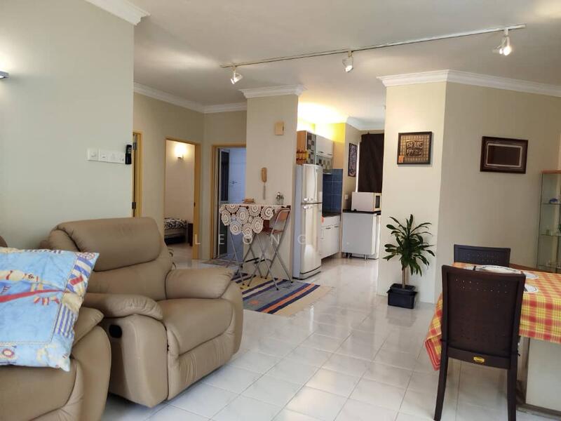 For Rent - Miami Green