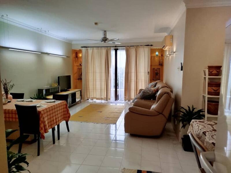 For Rent - Miami Green