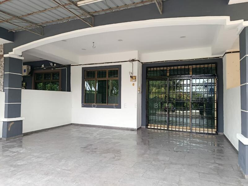 For Sale - Jalan Kiaramas 4, Taman Kiaramas , Kluang, Johor