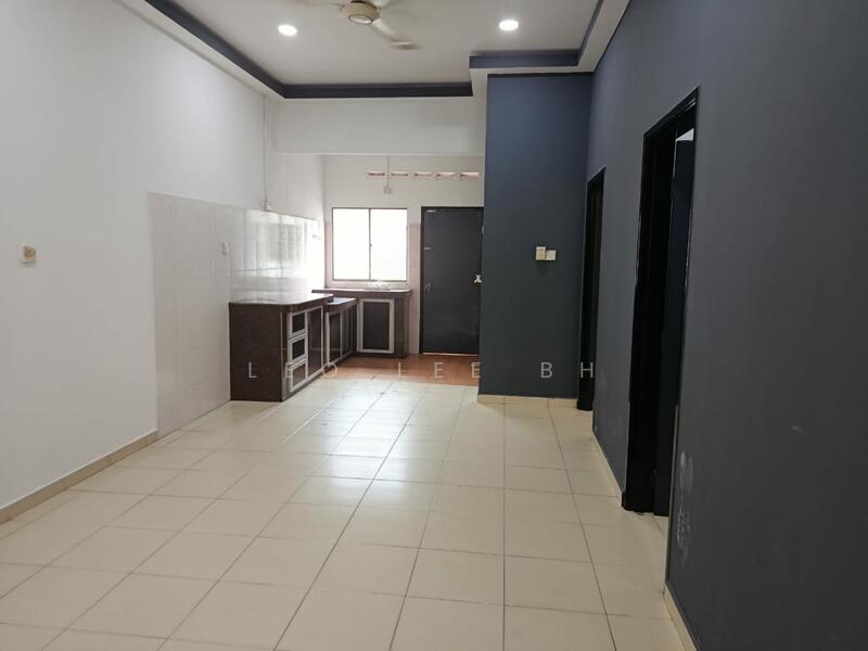 For Sale - Jalan Kiaramas 4, Taman Kiaramas , Kluang, Johor