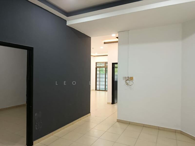 For Sale - Jalan Kiaramas 4, Taman Kiaramas , Kluang, Johor