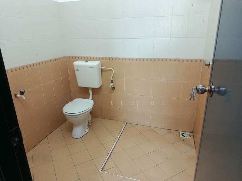 For Sale - Jalan Kiaramas 4, Taman Kiaramas , Kluang, Johor