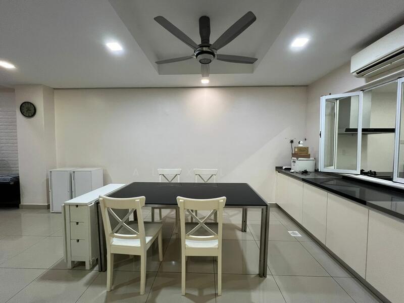 Untuk Disewa - Setia Alam