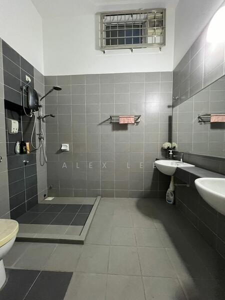 Untuk Disewa - Setia Alam