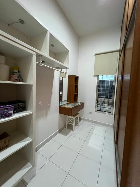 Untuk Disewa - Setia Alam