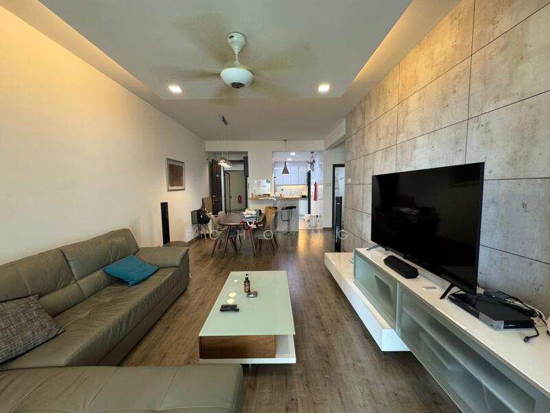 Untuk Dijual - Nadia Parkfront