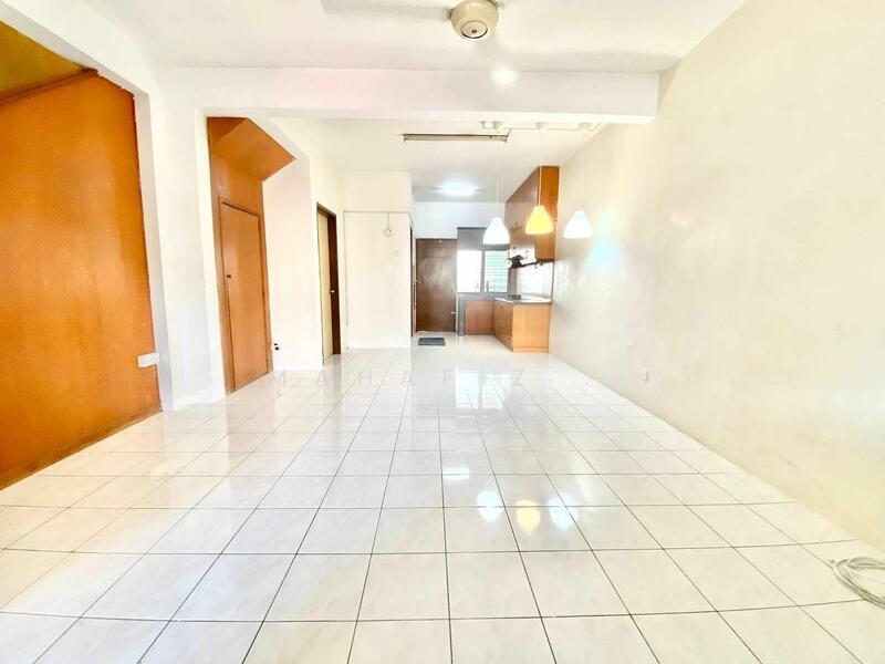 Untuk Dijual - Taman Pinggiran Putra