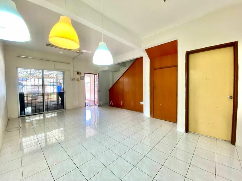 Untuk Dijual - Taman Pinggiran Putra