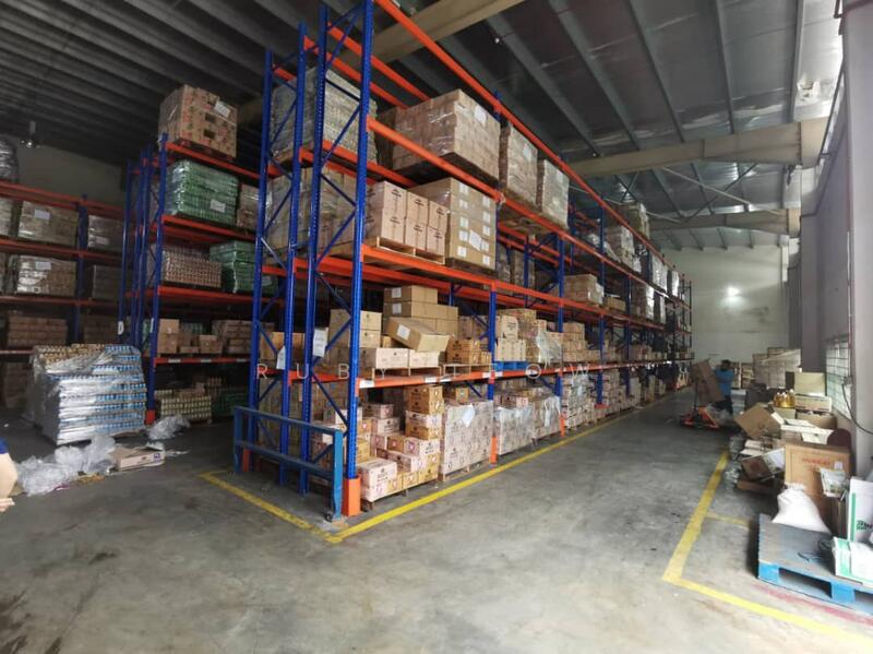 For Rent - Kawasan Perindustrian Selatan – 2 Storey Semi-Detached Factory for Rent